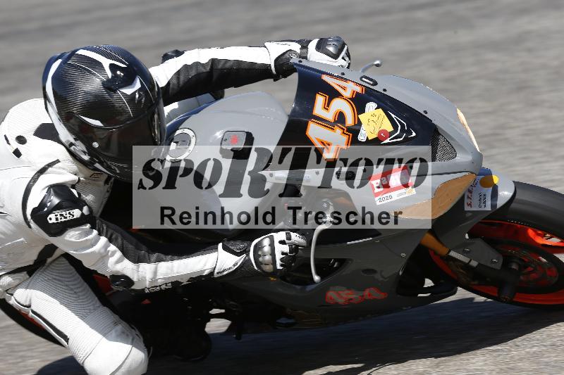 /19 06.06.2026  TZ Motorsport ADR/Gruppe gelb/454